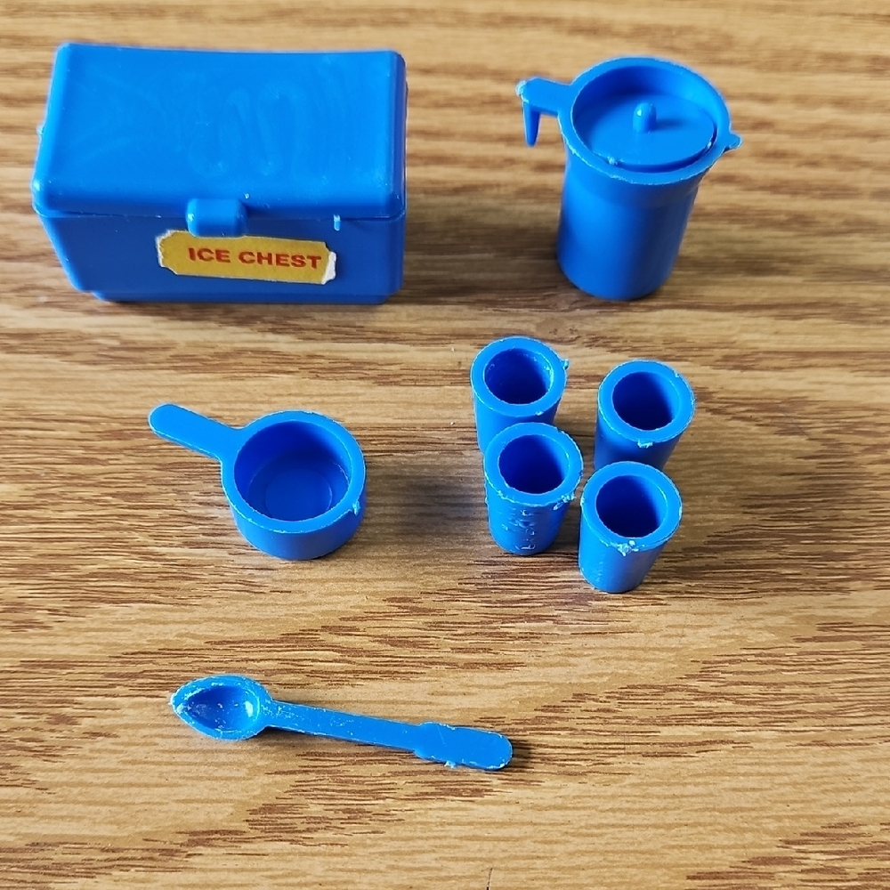 Vintage Barbies 1970s Blue Cooler, Cups, Pot, Pitcher, & Spoon